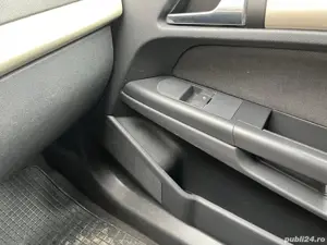 opel astra h sedan 2009 - imagine 3