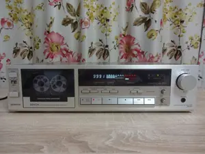 Casetofon deck Denon Drm 11 champagne