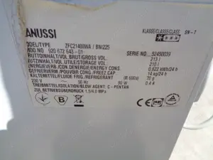 lada frigorifica Zanussi - imagine 3