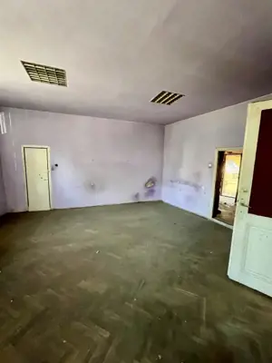 Casa de vanzare cu Aut. de Constr P+1+M - Piata Victoriei  - imagine 7