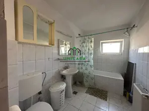 Mansarda - Ostroveni - imagine 10 Mansarda - Ostroveni - imagine 10