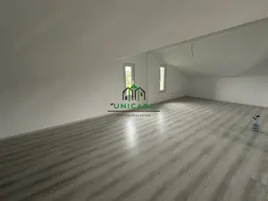 Casă de vânzare în Comuna Băbeni - imagine 16