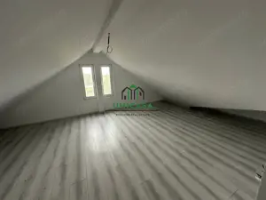 Casă de vânzare în Comuna Băbeni - imagine 12