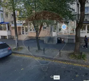 Spațiu comercial de închiriat, cu vad pietonal, str. Vlădeasa, Oradea - imagine 2