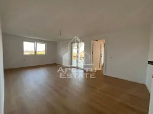 Casa individuala, 6 camere, 2 bai, garaj, teren 913, pompa de caldura - imagine 8