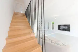 Casa individuala, 6 camere, 2 bai, garaj, teren 913, pompa de caldura - imagine 13