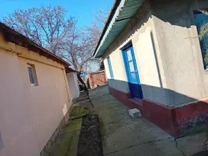 Vând casă. - imagine 3 Vând casă. - imagine 3