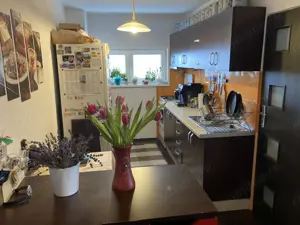 Apartament spațios de vânzare cu 3 camere - M-Ciuc