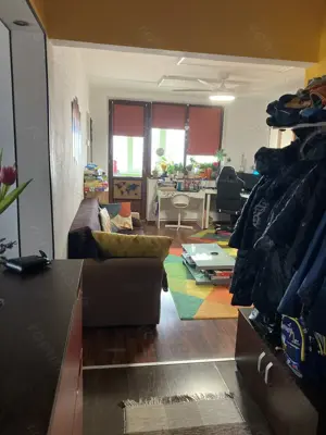 Apartament spațios de vânzare cu 3 camere - M-Ciuc - imagine 9