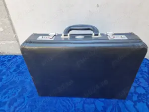 BergHaus | Geanta diplomat, documente, din imitatie piele cu cifru** - imagine 2