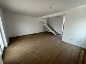 Comision 0%. La 2 pasi de centura. Finisaje la alegere. 110 mp utili - imagine 3