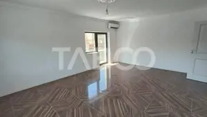 Apartament de vanzare cu 2 camere si curte proprie in bloc nou - imagine 9 Apartament de vanzare cu 2 camere si curte proprie in bloc nou - imagine 9