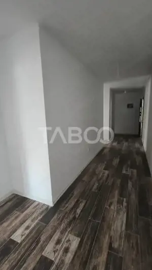 Apartament de vanzare cu 2 camere si curte proprie in bloc nou - imagine 11 Apartament de vanzare cu 2 camere si curte proprie in bloc nou - imagine 11