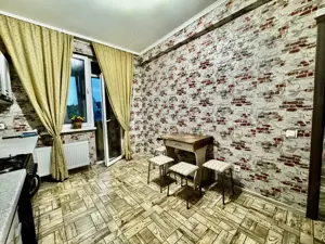 Ofer spre inchiriere garsoniera complet mobilata si utilata in zona Stefan Cel Mare