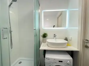 Inchiriere garsoniera in zona Berceni - imagine 3 Inchiriere garsoniera in zona Berceni - imagine 3