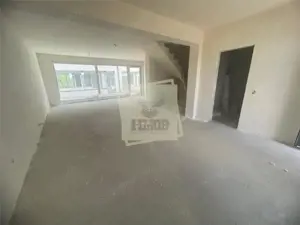 Casa 4 camere 2 bai balcon si gradina in Rasinari - imagine 5