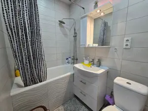 Ofer spre inchiriere garsoniera in zona Iancului