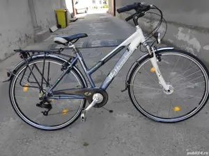 Vând bicicleta din aluminiu pentru damă 