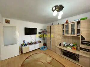 Vânzare apartament 4 camere – zonă Împărat Traian - imagine 2