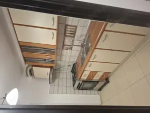 Proprietar, vând apartament 2 cam. decomandat, două balcoane, zona de sus, izolat - imagine 10