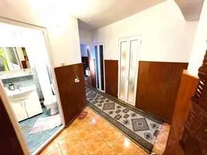 Apartament 4 camere (spatios si  decomandat ) NEPTUN  - imagine 3