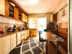 Apartament 4 camere (spatios si  decomandat ) NEPTUN  - imagine 13