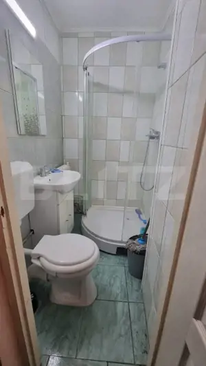 Garsoniera 24 mp, zona Ostrovului - imagine 4