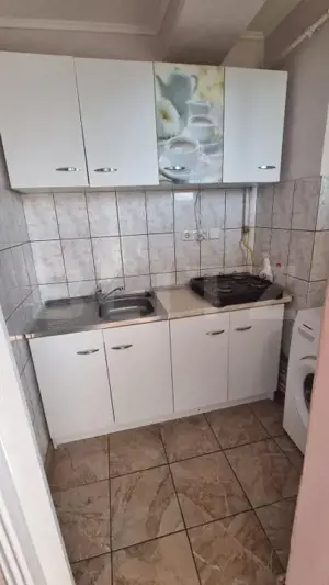 Garsoniera 24 mp, zona Ostrovului