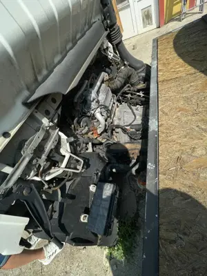 Iuzu AutoUtilitara 2016 (permis categoria B) - imagine 5