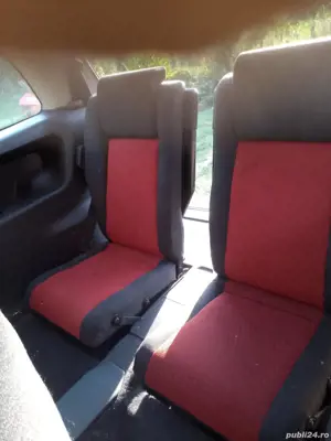 Vând Opel Zafira model 2005, motor 1,6 benzina  - imagine 4