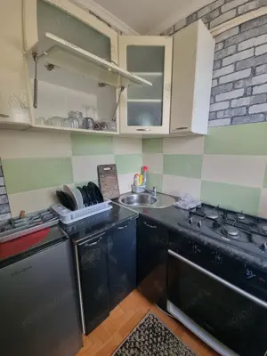 Ofer spre inchiriere garsoniera in zona Berceni 