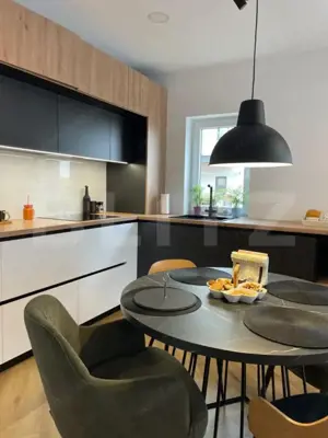 Apartament cu 2 camere, compartimentare excelentă și lumină naturală 