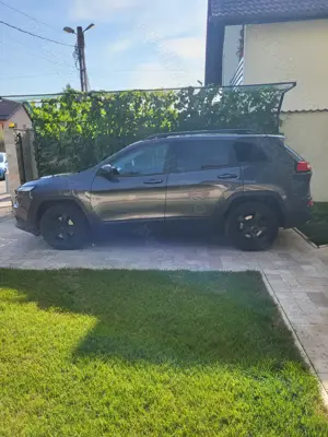 Vand JEEP Cherokee 2.2 diesel, AWD - imagine 2