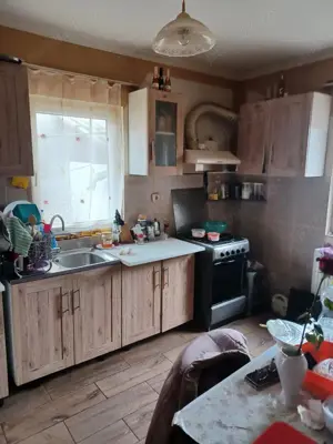 Casa de vanzare 3 camere , Str . Ciprian Porumbescu , 92.000 euro neg. - imagine 3