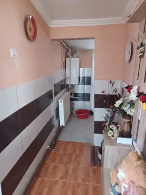 Casa de vanzare 3 camere , Str . Ciprian Porumbescu , 92.000 euro neg. - imagine 5