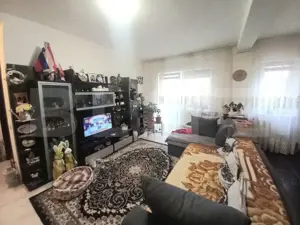 Apartament de 2 camere, 50 mp, parcare, zona Eroilor