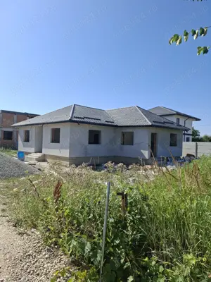 Casa de vânzare construcție 2024 pe teren de 500 mp.3 dormitoare 2 bai living încălzire pardoseala t - imagine 11 Casa de vânzare construcție 2024 pe teren de 500 mp.3 dormitoare 2 bai living încălzire pardoseala t - imagine 11