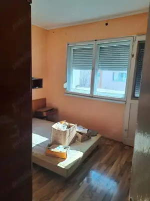 Apartament 3 camere de vanzare ,  Str. Astronautilor , Micro 16 , 55.900 euro neg. , etaj 4 - imagine 2