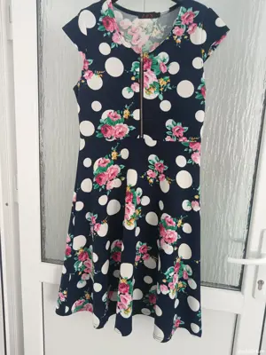 Rochii aproape noi purtate o singura data  - imagine 2