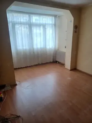 Apartament 2 camere de vanzare , Micro 14 , Strada Prahova , etaj 2 , 59.000 neg.