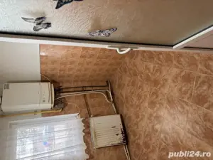 Vanzare apartament 4 camere