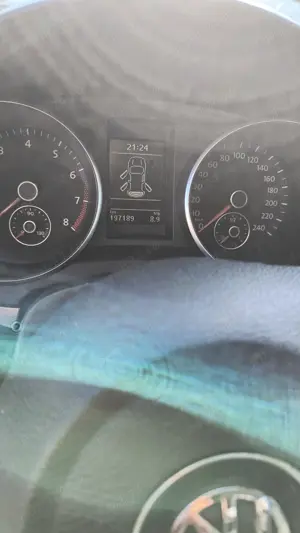 Vand volkswagen golf 6 1.6 benzina 102cp 2009 197200 km  - imagine 5