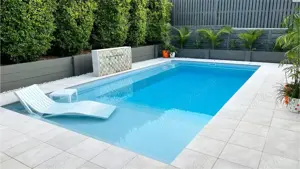 Intretinere piscina 