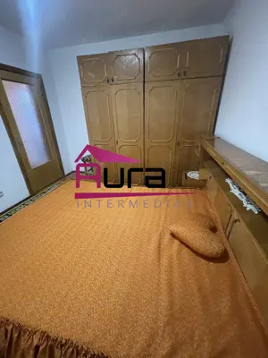 Inchiriez apartament 3 camere zona Victoriei - imagine 5