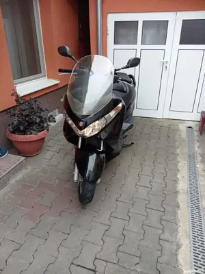 Suzuki burgman 200 cm