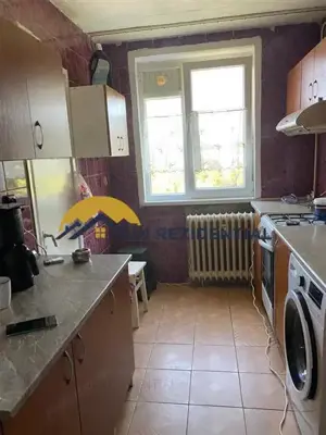 Berceni-Izvorul Rece, apartament 4 camere,bloc reabilitat - imagine 9