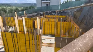 angajam personal calificat si necalificat