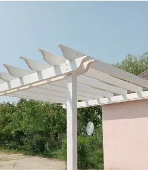 Pergola alba ,terasa