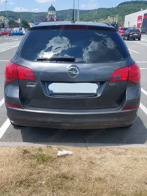 Vind Opel Astra j