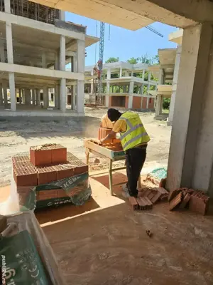 Firma de Constructii  - imagine 2